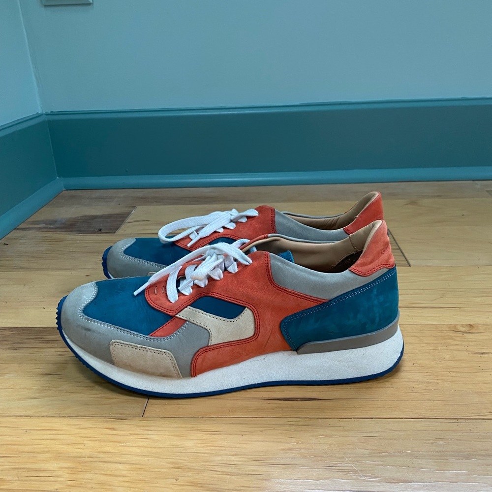 Greats sneaker size 9